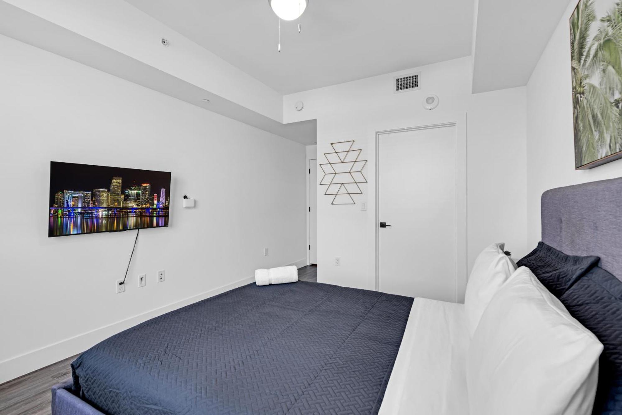 Amazing 2 Bedroom Unit In Doral Miami With Free Parking Hialeah Gardens Ngoại thất bức ảnh